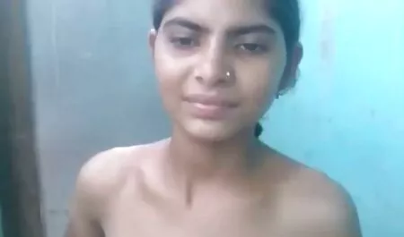 شگفت آور یورو بانوی sensually کار فیلم سینمایی های سکسی بر روی دوستداران بزرگ