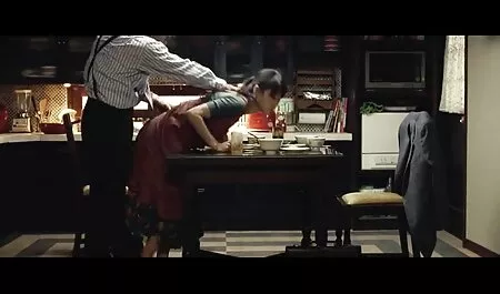 دختر خالکوبی در جوراب شلواری سیاه و سفید فيلم سينماي سكسي