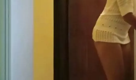 تازه کار, بهترین فیلمهای سینمایی سکسی مامان, تهدید می شود به